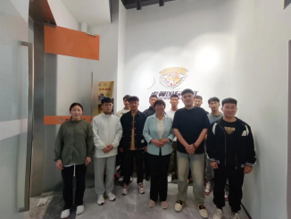 图为虎翼教育实习生 图为虎翼教育实习生